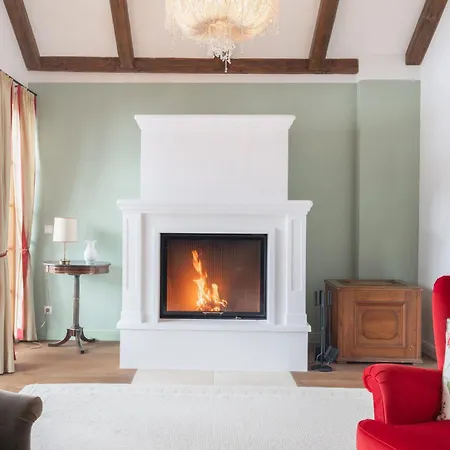 Gaestehaus Eltz - Your Austrian Holiday home *
