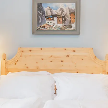 Gaestehaus Eltz - Your Austrian * Puchen
